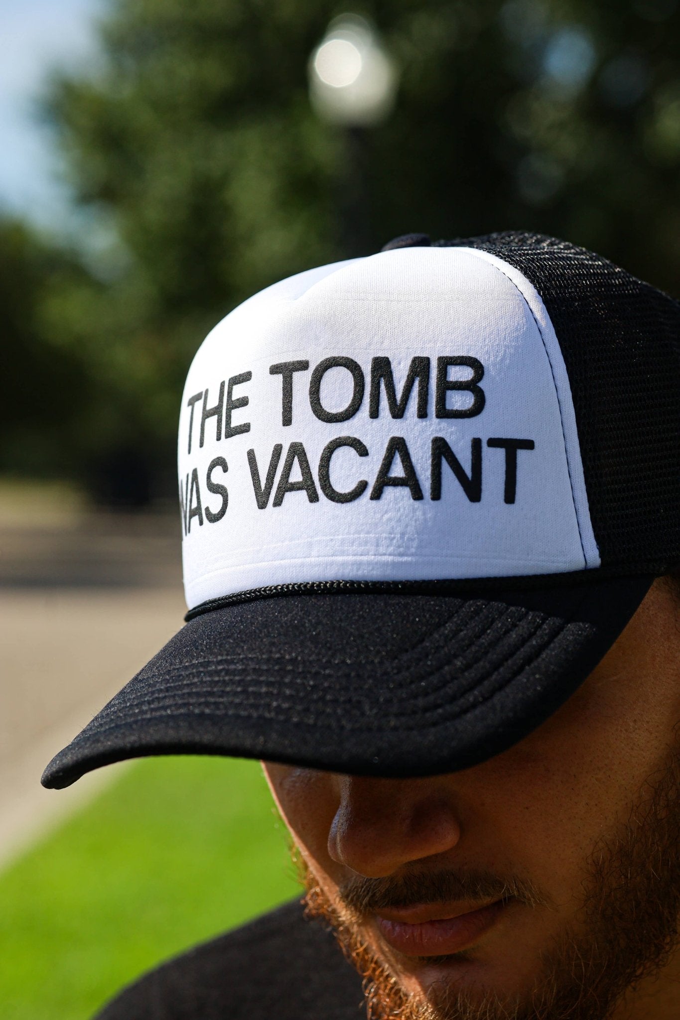 "THE TOMB WAS VACANT" - Trucker Hat - The Atoned Co.