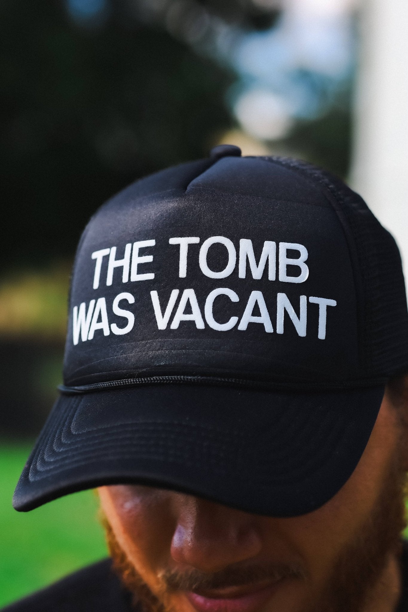 "THE TOMB WAS VACANT" - Trucker Hat - The Atoned Co.