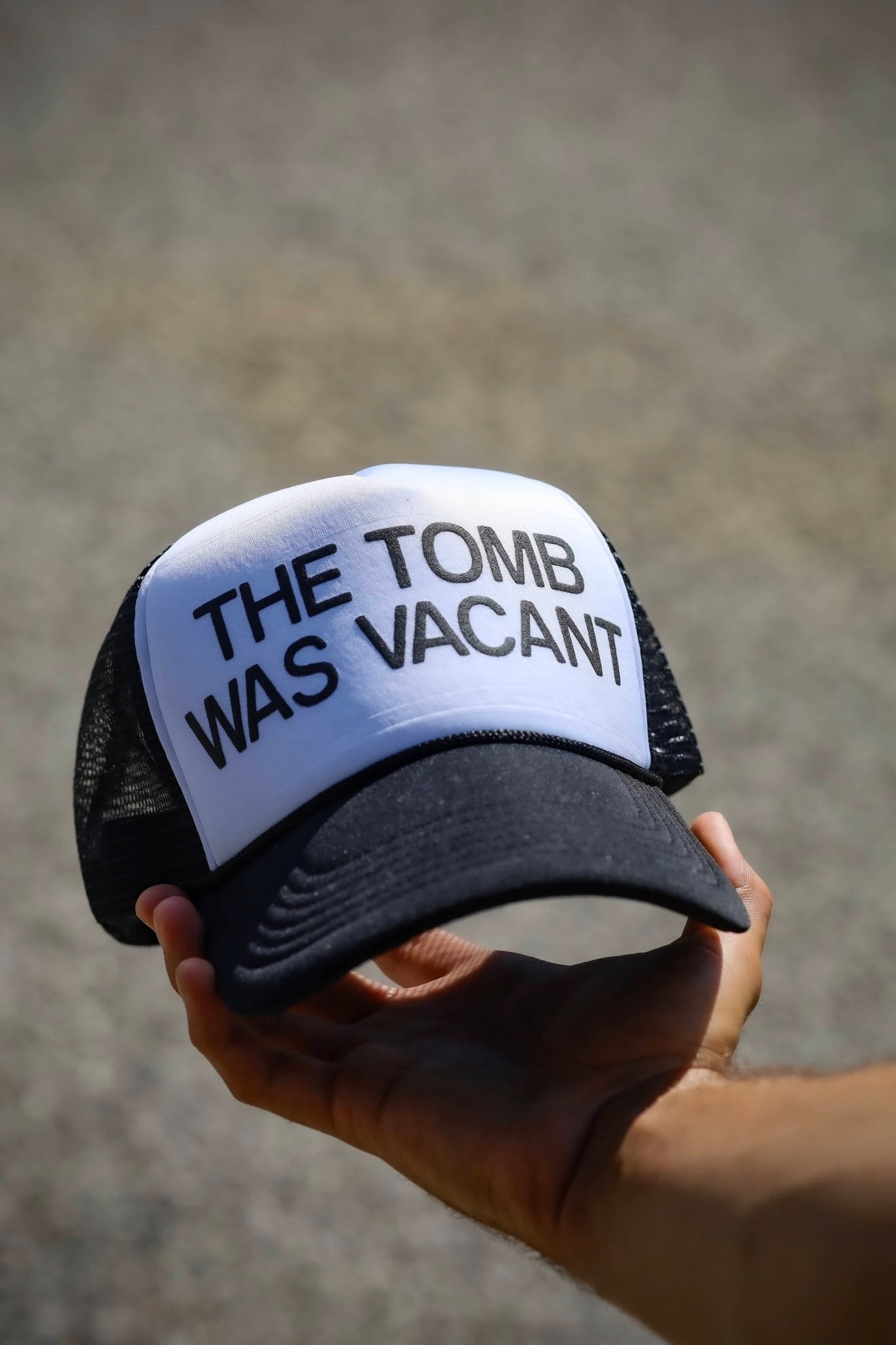 "THE TOMB WAS VACANT" - Trucker Hat - The Atoned Co.