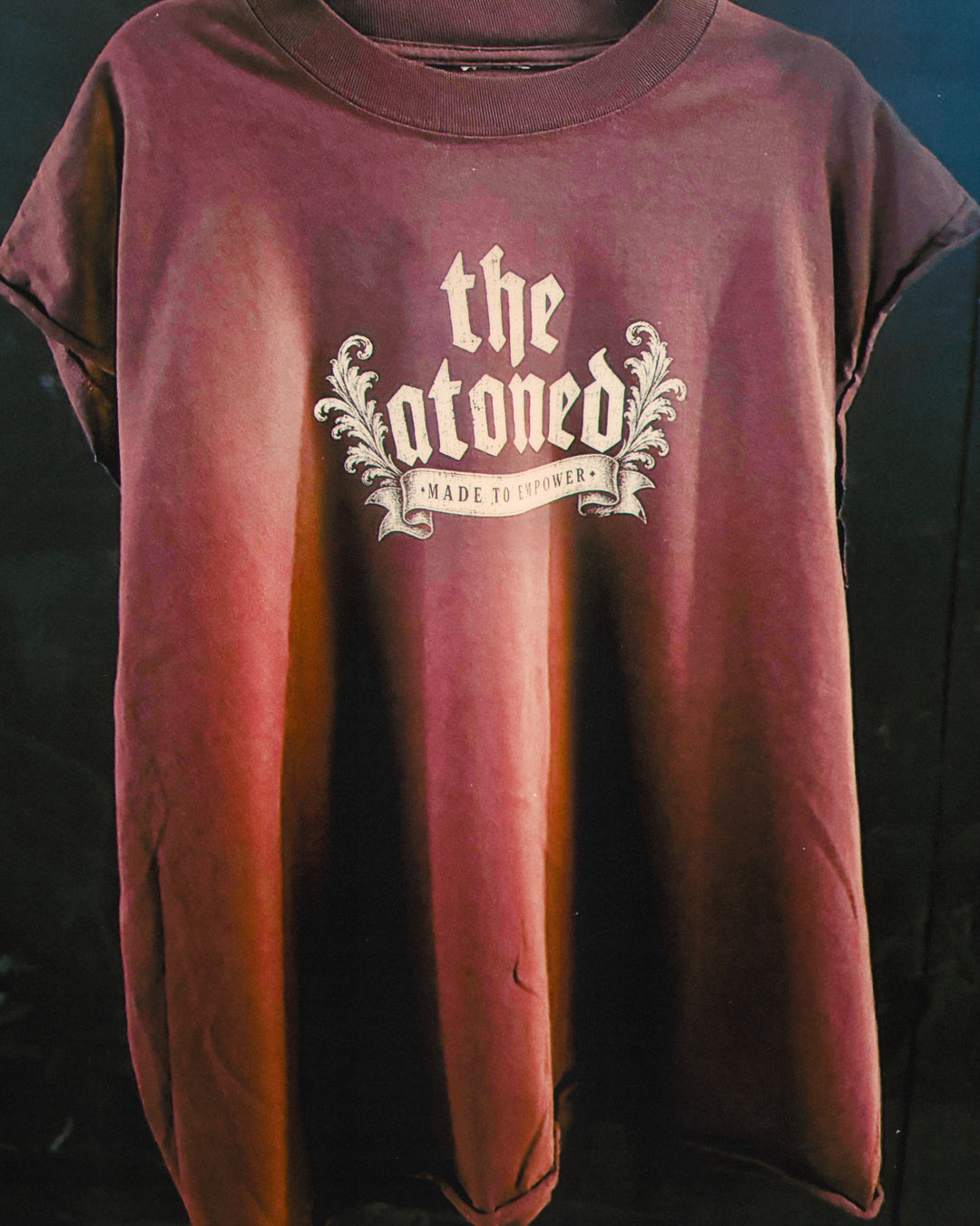 ONE ATONEMENT MUSCLE TEE - (WINE)