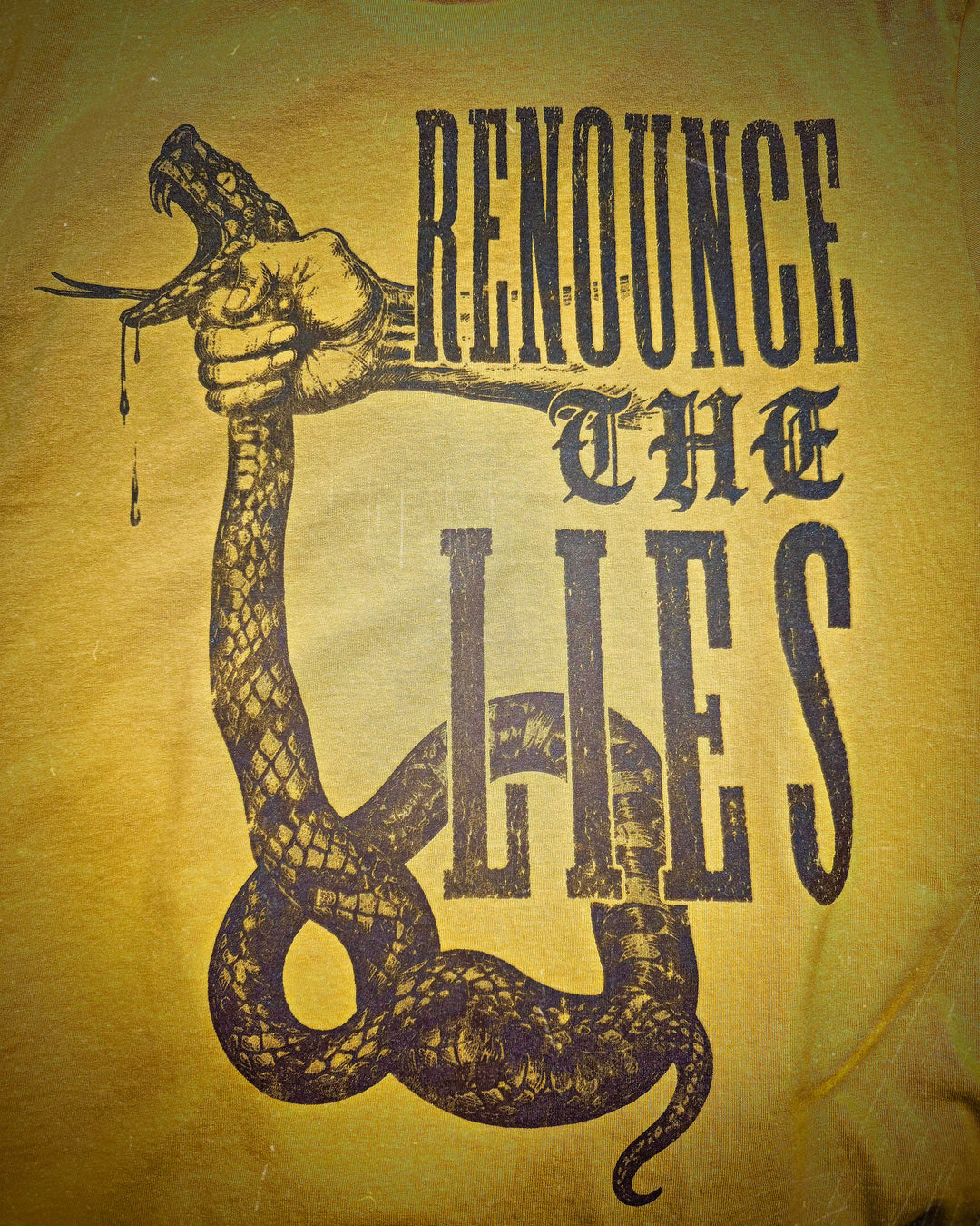 RENOUNCE THE LIES TEE - VINTAGE MUSTARD